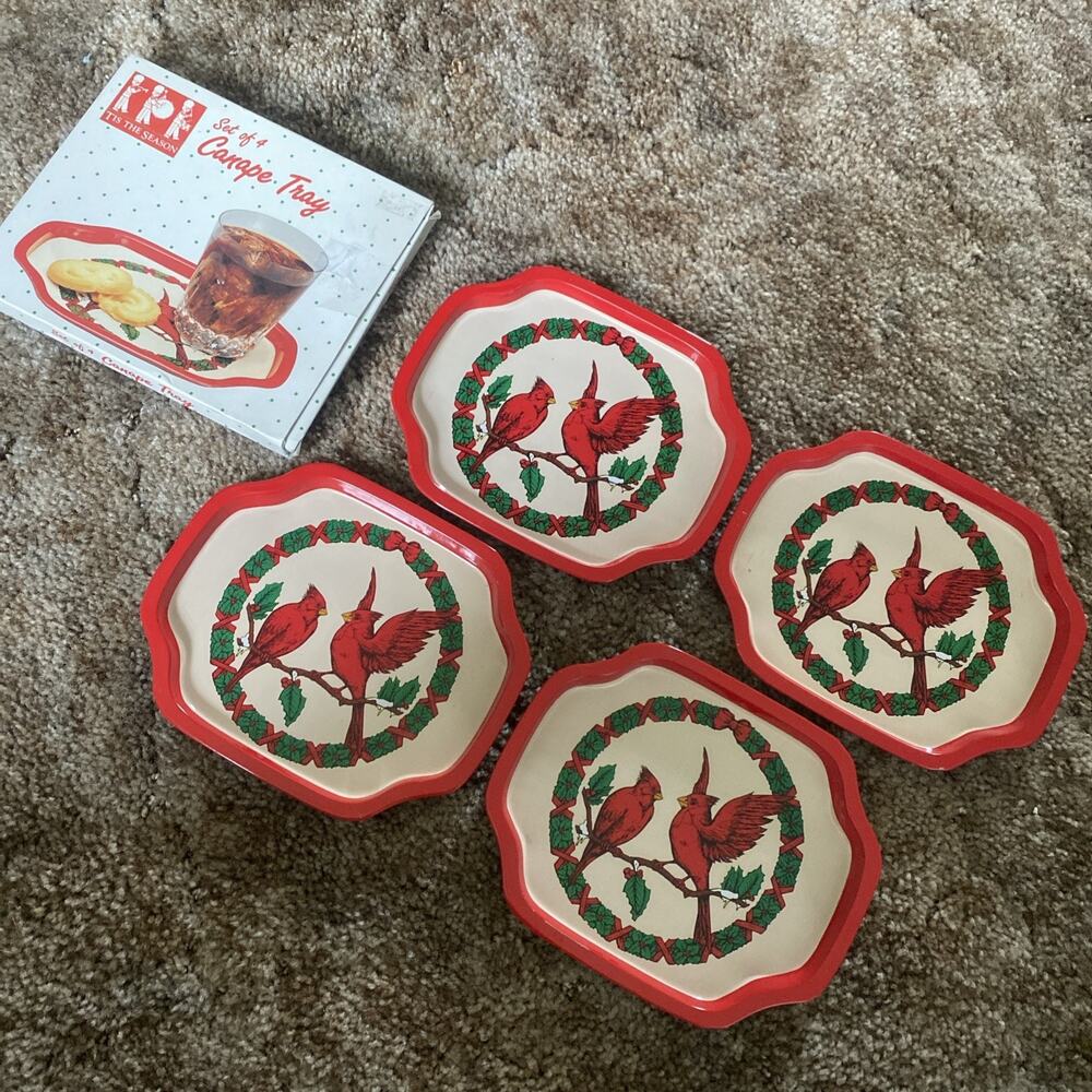 Vintage Small Metal Set Of 4 Canape Trays Christmas Cardinals Tin Cookie Birds
